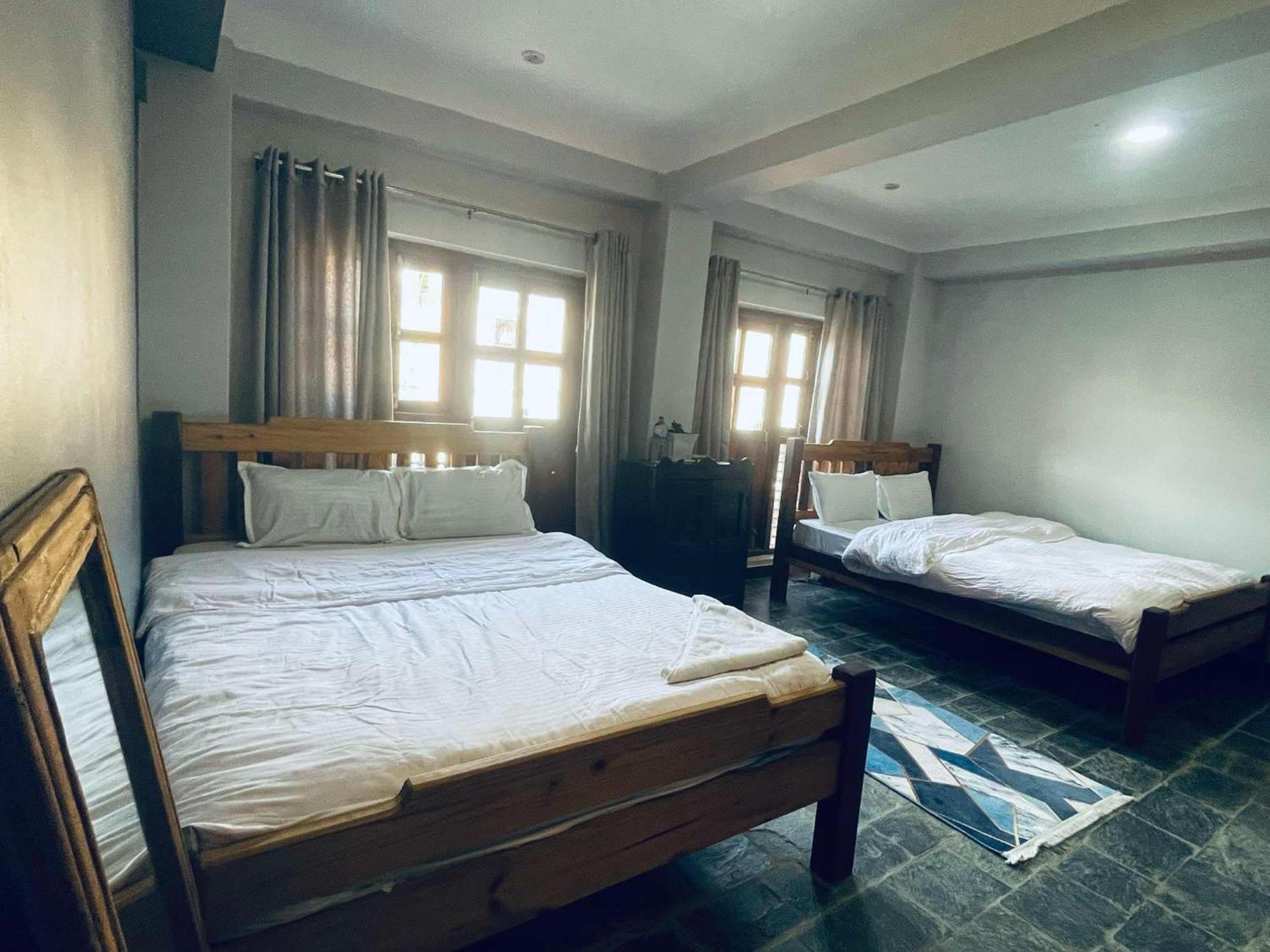 Pasne Aajako Hotel バンディプール エクステリア 写真